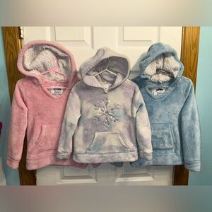Girls 4T Sherpa soft hoodie bundle